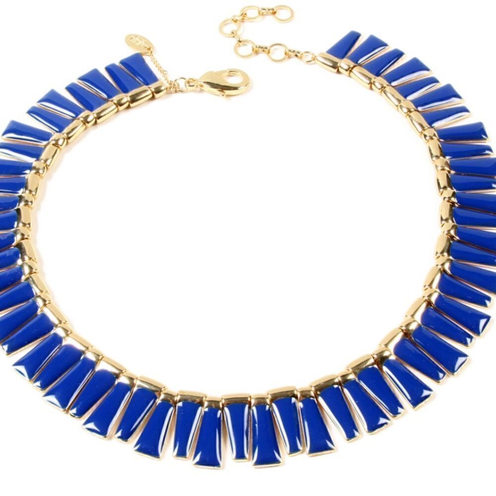 AMRITA SINGH  new Blue Necklace!